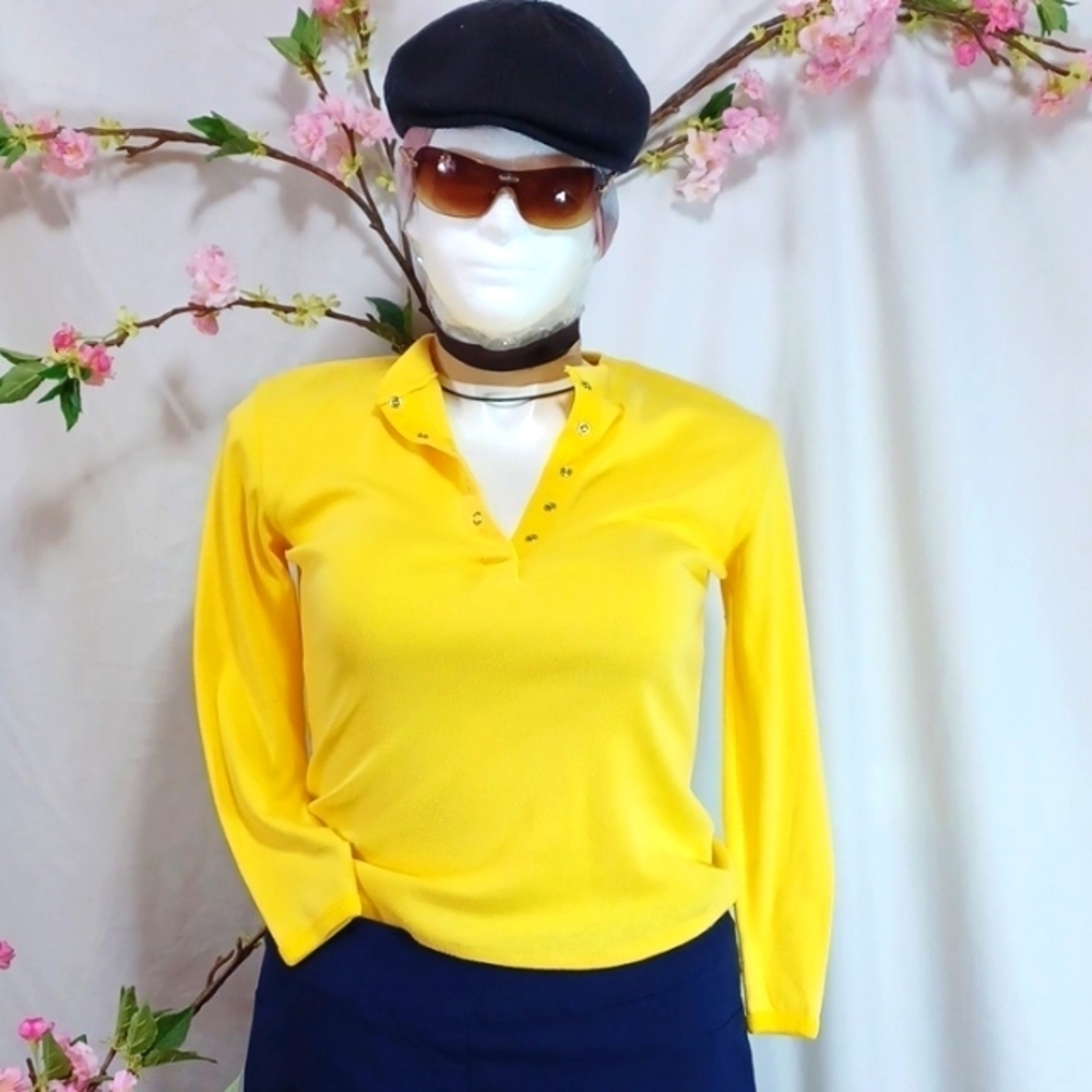 FIVE PORTS TOP SIZE SMALL IN A BEAUTIFUL YELLOW